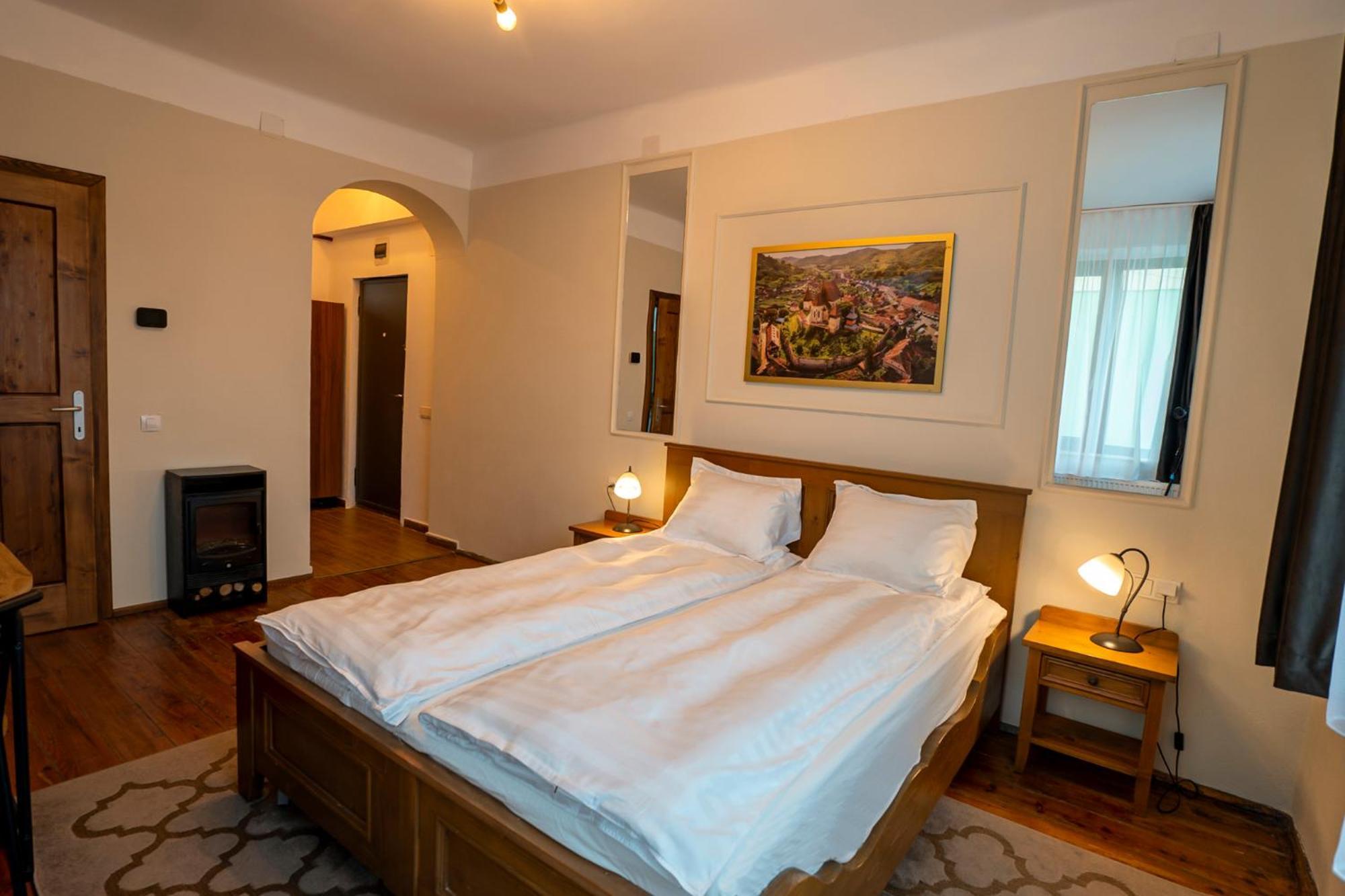 Stradela Apartman Segesvár Kültér fotó